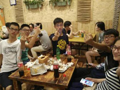 大埔烧烤加盟,学烧烤技术,开烧烤店多少钱疯狂烤翅加盟